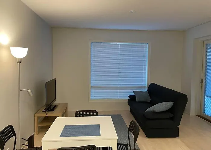Modern 1 Bedroom Apartment With A Patio